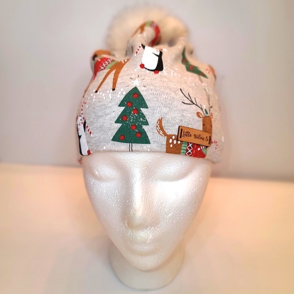 Slouchy Soft Pompom  Beanie Holiday print  kids 0/S - Picture 7 of 8